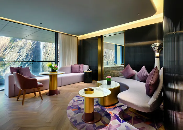 Intercontinental Shanghai Wonderland By Ihg