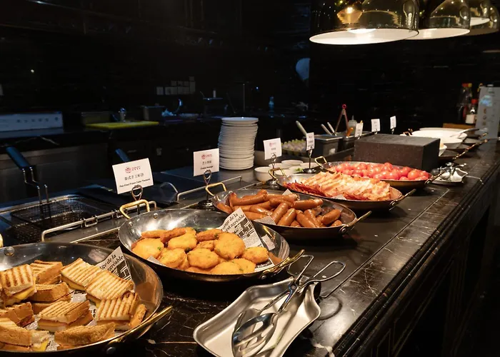 Donghu Collection Hotel